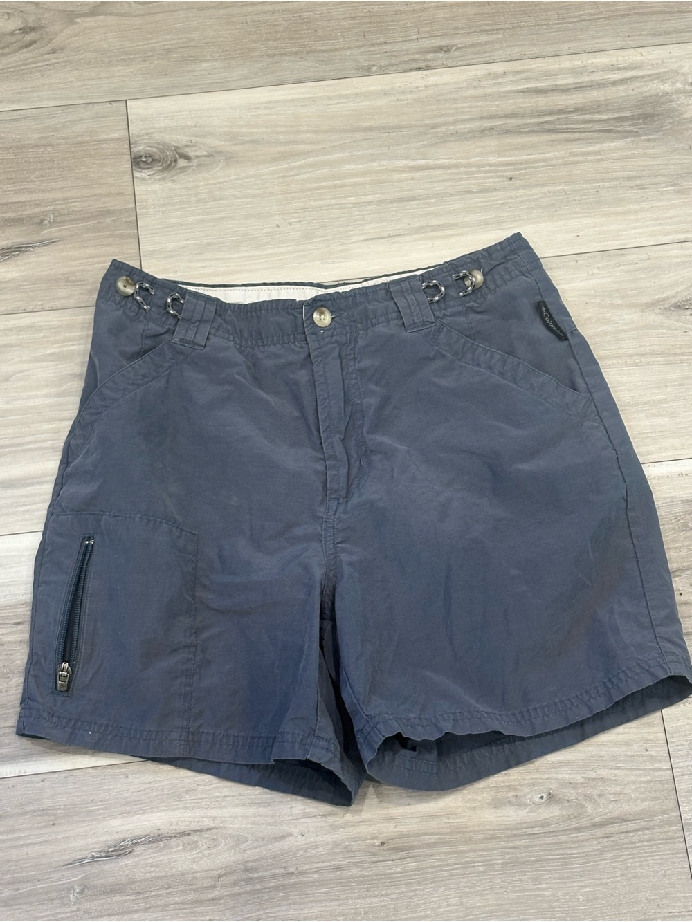 Columbia | Women’s Dusty Blue Outdoor Hiking Shorts | SZ 4 (small) | 5” inseam